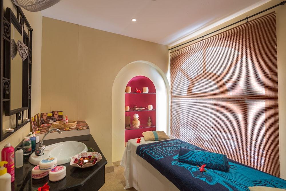 הורגהדה Turtle'S Inn Hotel מראה חיצוני תמונה