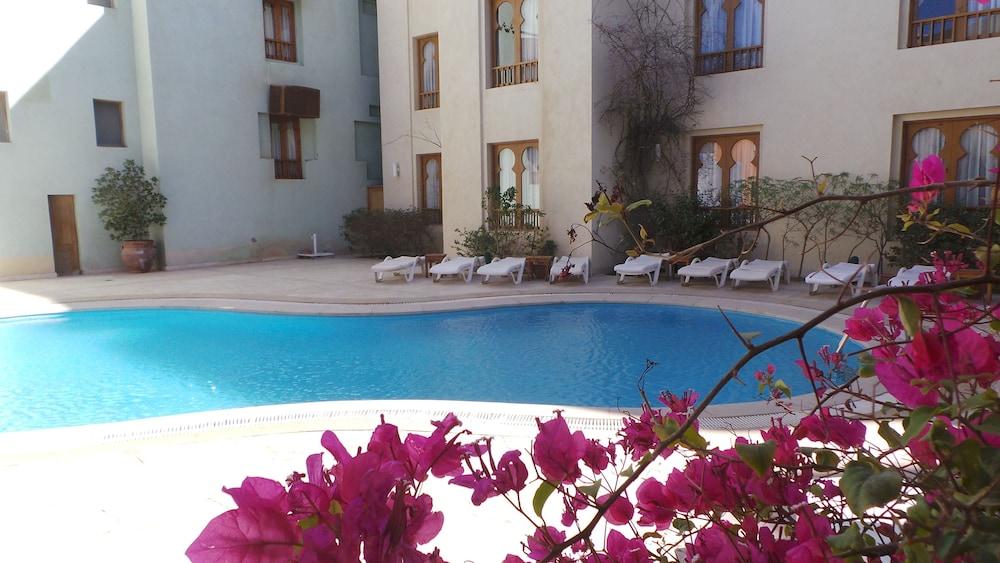 הורגהדה Turtle'S Inn Hotel מראה חיצוני תמונה