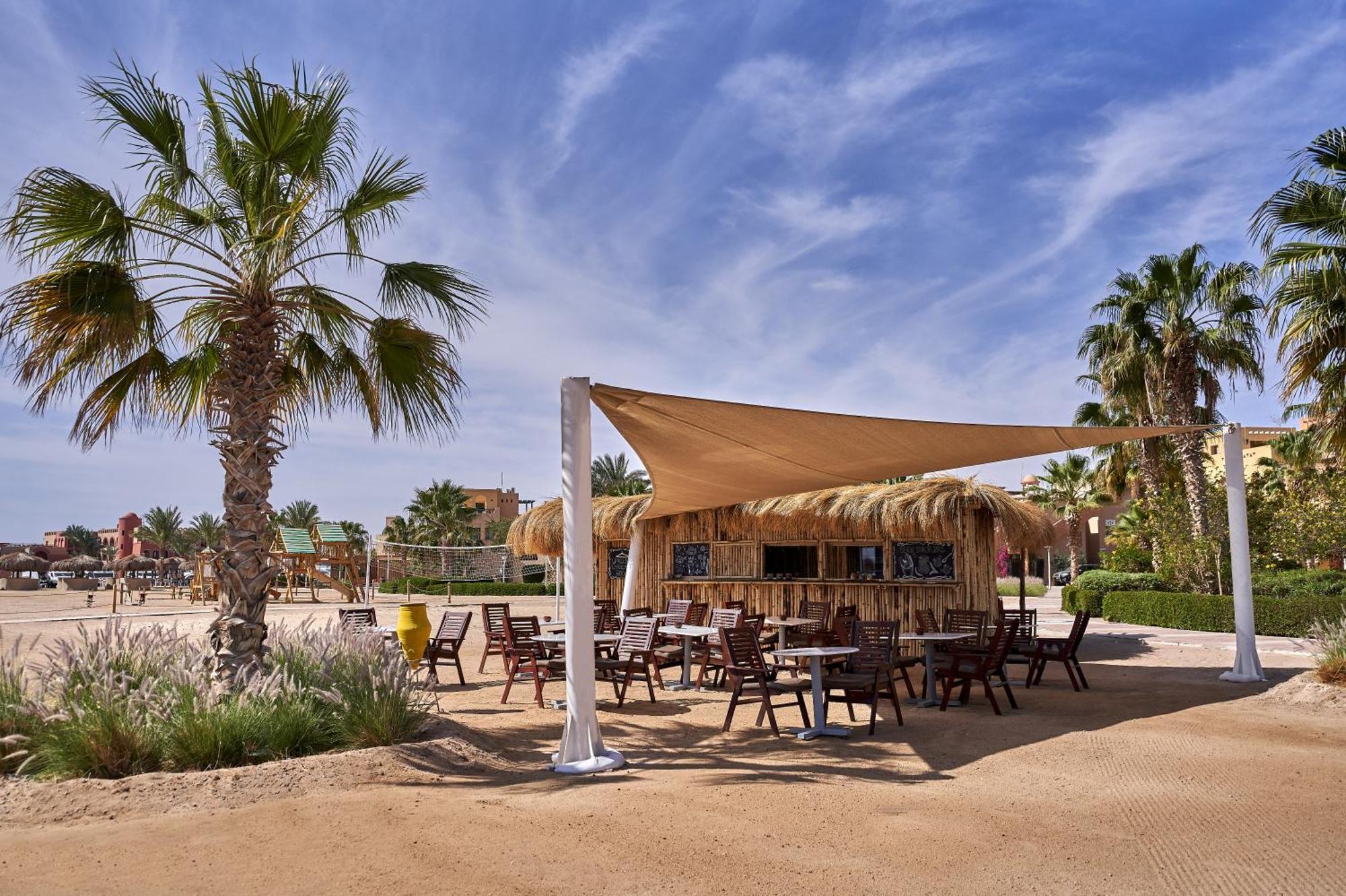הורגהדה Turtle'S Inn Hotel מראה חיצוני תמונה