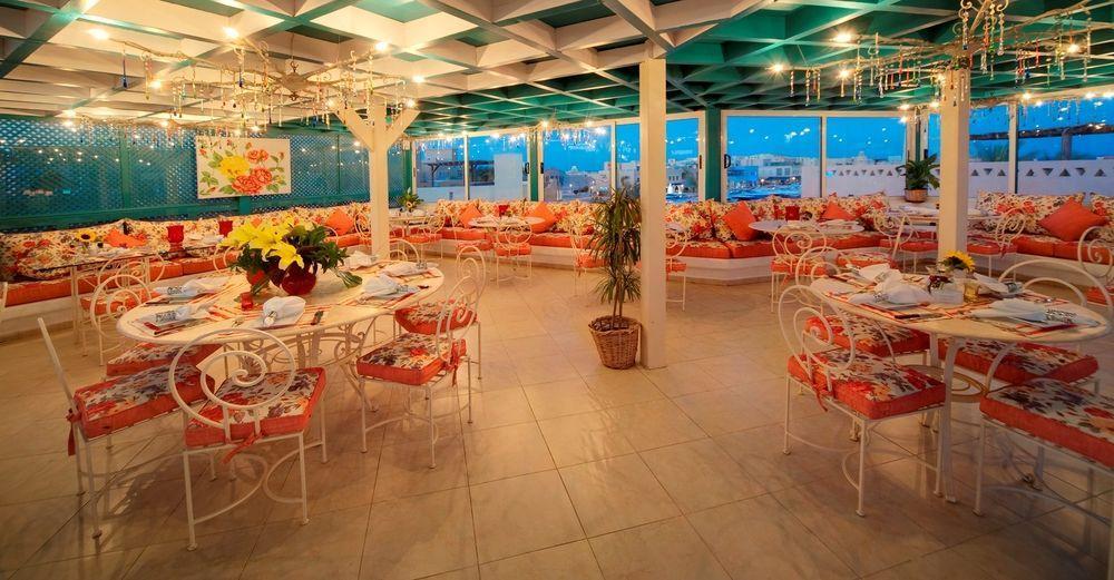 הורגהדה Turtle'S Inn Hotel מסעדה תמונה